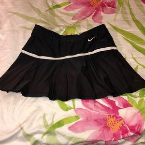 Nike tennis skort
